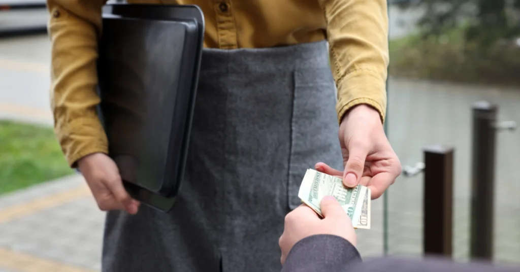 Michigan tip laws featured