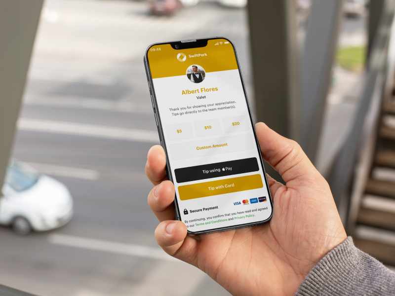 customer leaving a digital tip for valet